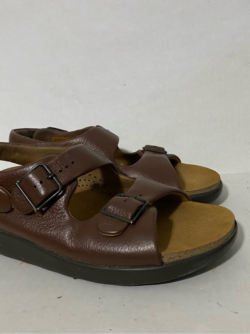 SAS Women’s Brown Double-Buckle Leather Sandals